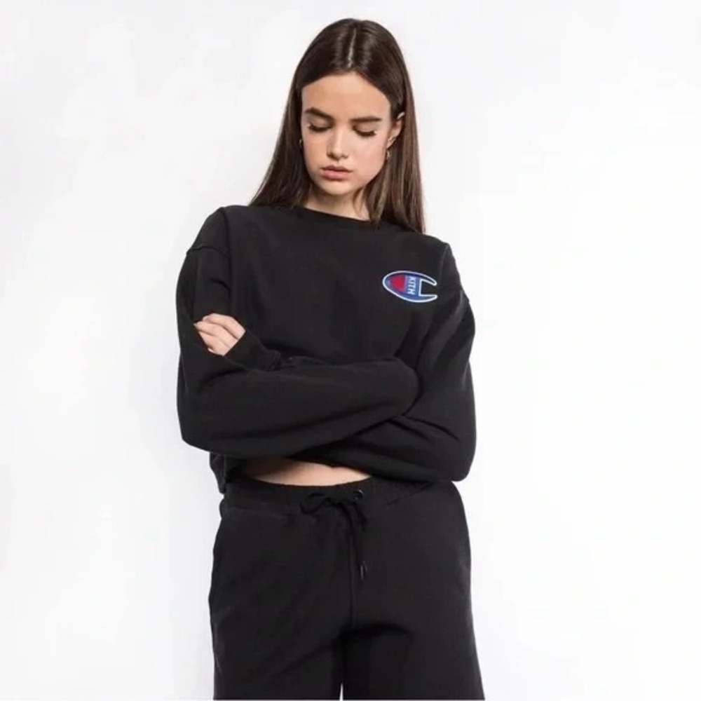 Kith x Champion Sweatshirt Womens Medium‎ Black Pullover Cropped Brianna NWT